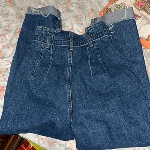 Abercrombie mom jeans